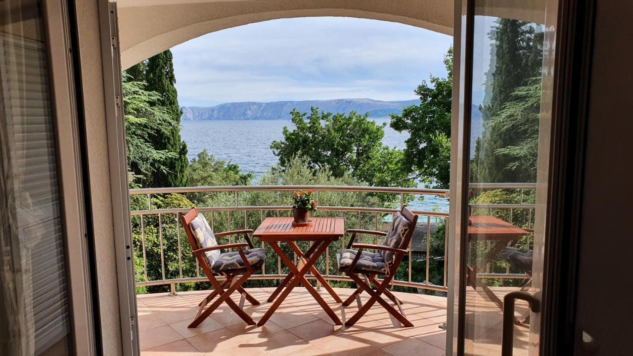 Sea Side Apartments 4* Novi Vinodolski Esterno foto