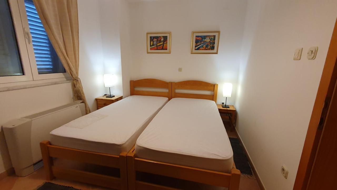 Sea Side Apartments 4* Novi Vinodolski Esterno foto