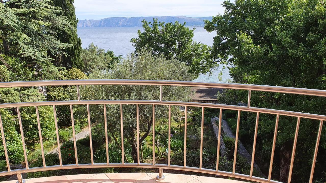 Sea Side Apartments 4* Novi Vinodolski Esterno foto