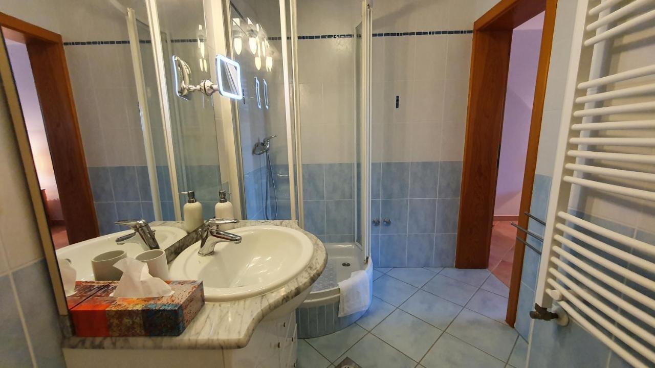 Sea Side Apartments 4* Novi Vinodolski Esterno foto