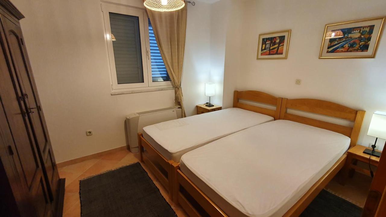 Sea Side Apartments 4* Novi Vinodolski Esterno foto